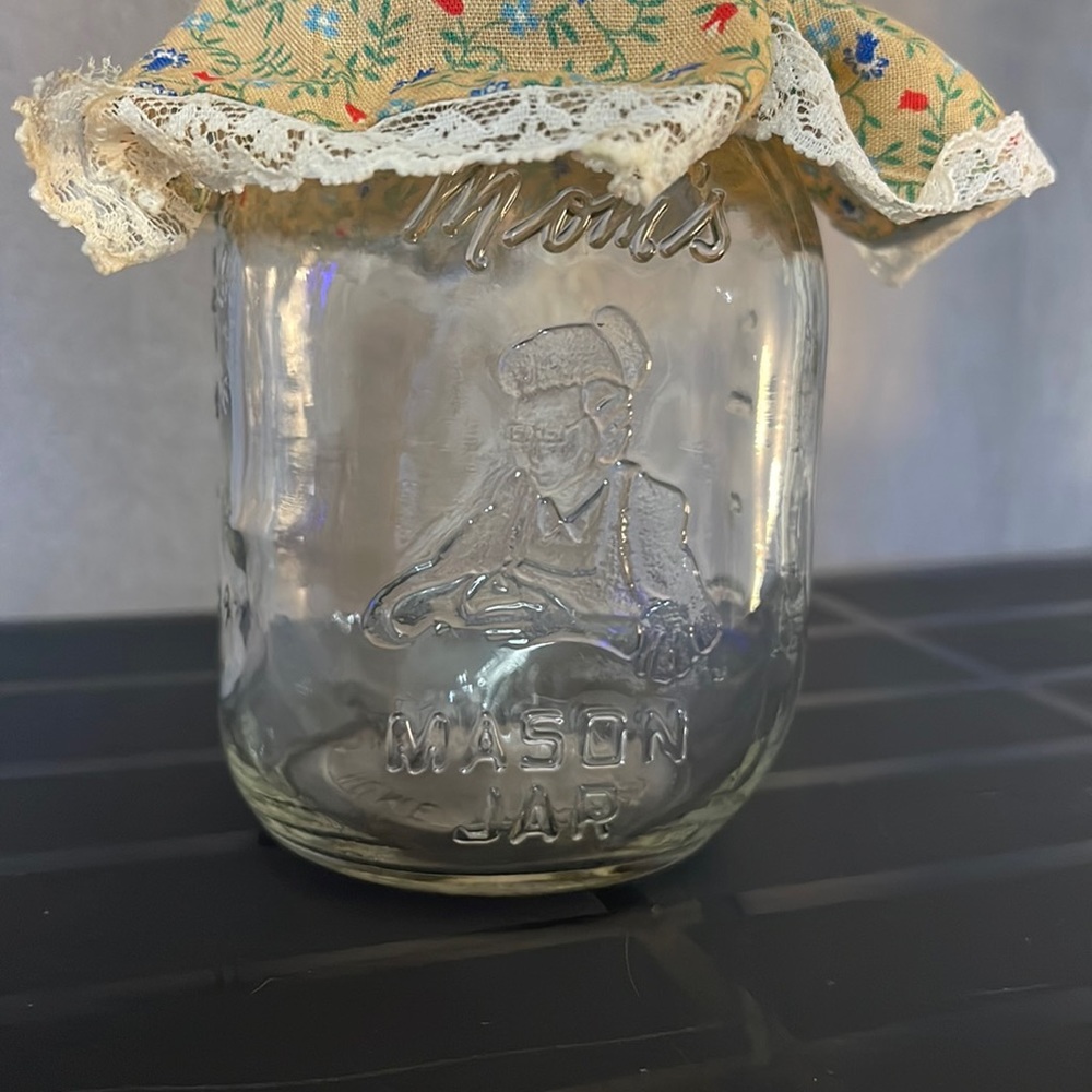 Vintage Mom’s Mason Jar !!! made in Columbus Ohio,  home product 12oz